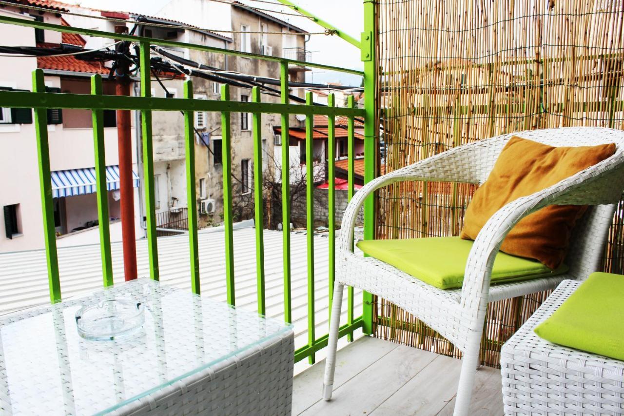 Croparadise Hostel Split Exteriör bild